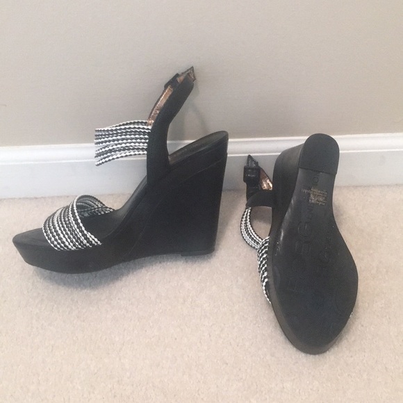 Worn once BCBG wedges - Picture 2 of 4